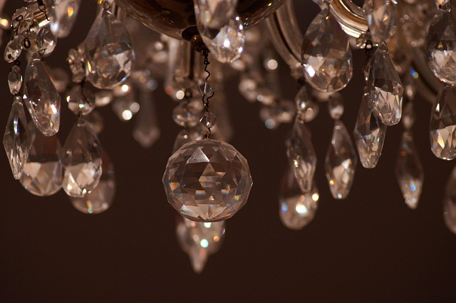 Chandelier - Modern Crystal